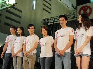 2010.05.17  张智成 & 江美琪齐参与国际爱滋烛光日